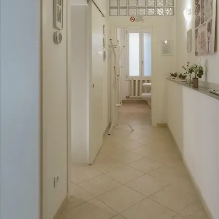 Biennale Bianco & Rosso * Венеция