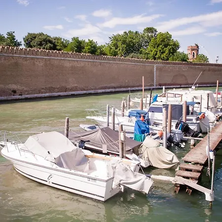 Apartamento Biennale Bianco & Rosso Veneza
