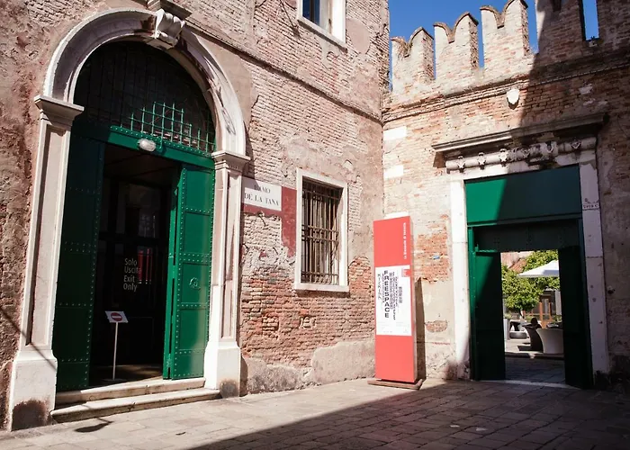 Biennale Bianco & Rosso *