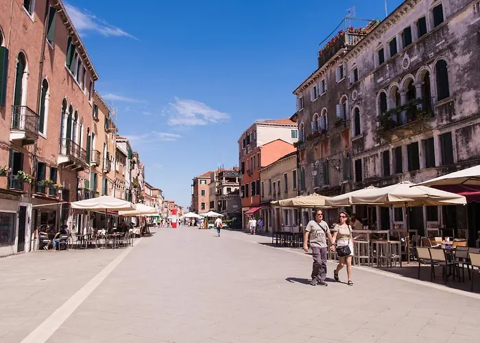 Biennale Bianco & Rosso *