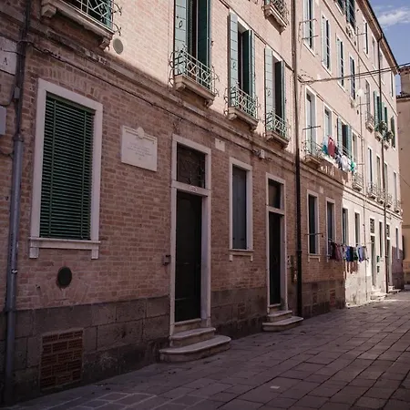 Apartament Biennale Bianco & Rosso Wenecja